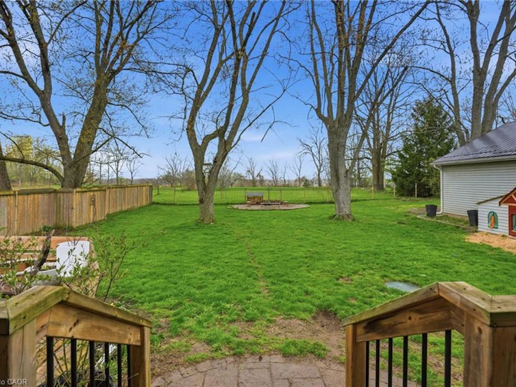 27 Blossom Avenue, Brant, ON, L3T 5L9 - 33