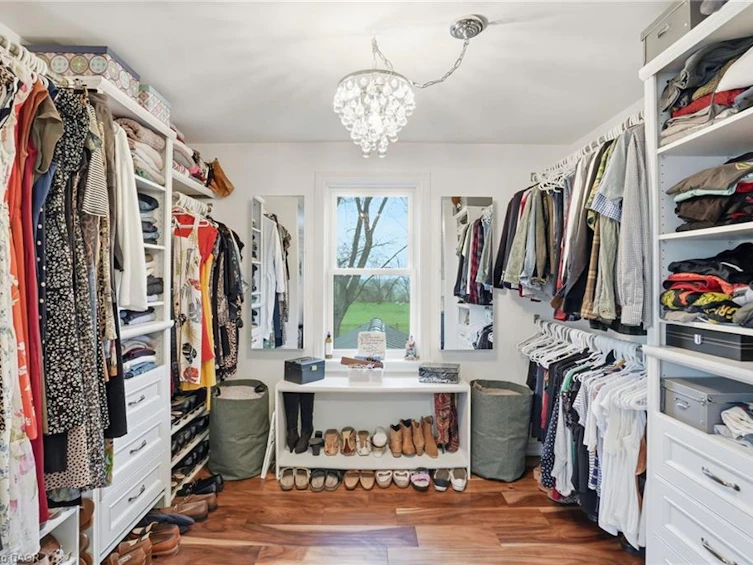 27 Blossom Avenue, Brant, ON, L3T 5L9 - 22