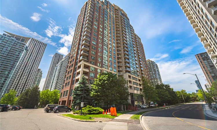 307-156 Enfield Place