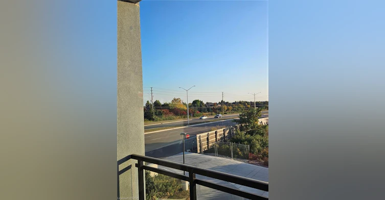 95 Dundas Street, Oakville, ON, L6M 4L9 - 4