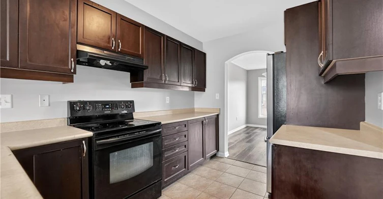 7 Hepworth Crescent, Hamilton, ON, L9K 0C4 - 10