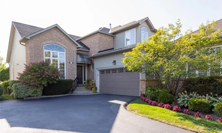 3-2258 Turnberry Road