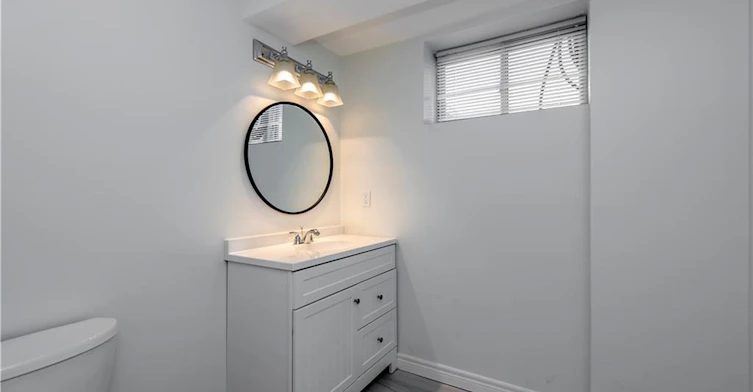 LowerSuite-5 Carene Avenue, Hamilton, ON, L8K 3W3 - 11