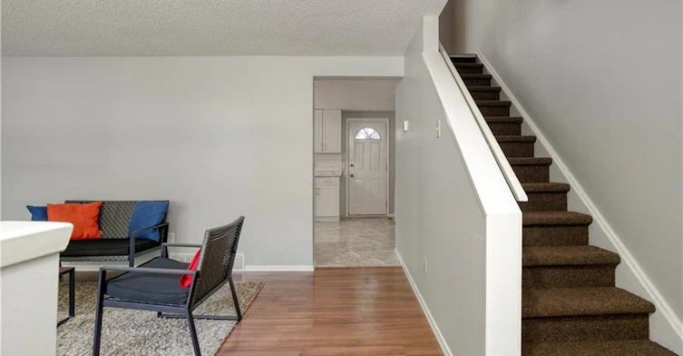 A-30 Amos Avenue, Waterloo, ON, N2L 5G3 - 10