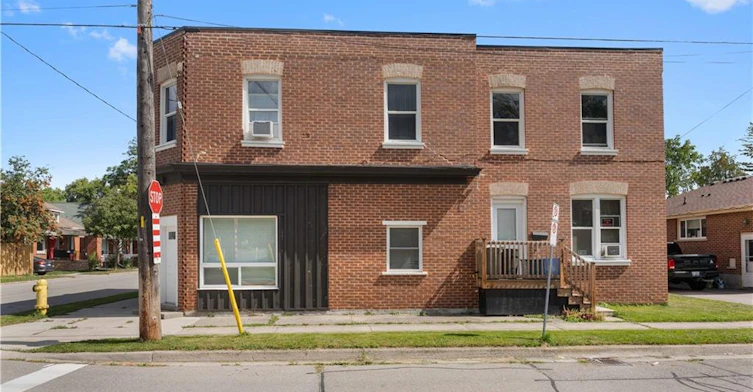 140 Superior Street, Brantford, ON, N3S 2L4 - 2