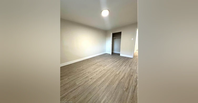 10-2 Normandy Drive, Guelph, ON, N1E 2P1 - 7