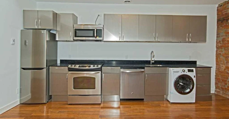 304-193 King Street E, Hamilton, ON, L8N 1B3 - 5