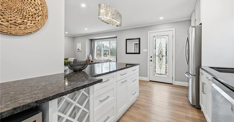 70 Whyte Avenue N, Thorold, ON, L2V 2T7 - 14