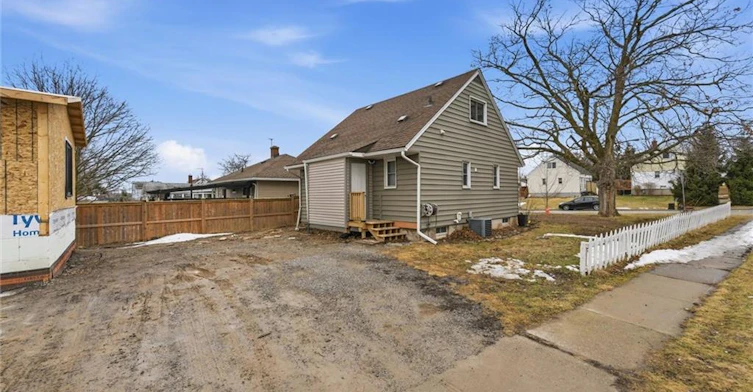 70 Whyte Avenue N, Thorold, ON, L2V 2T7 - 41