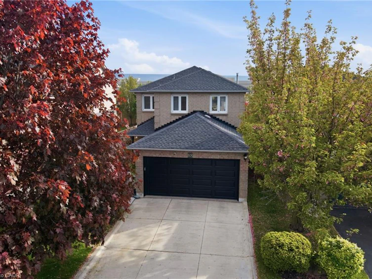 88 Grindstone Way, Hamilton, ON, L9H 7B5