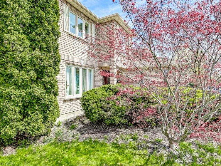 39 Braebrook Drive, Whitby, ON, L1R 1V3 - 5