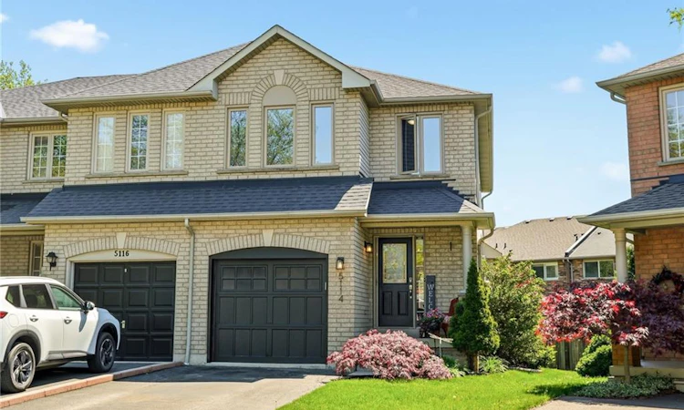 5114 Tree Court