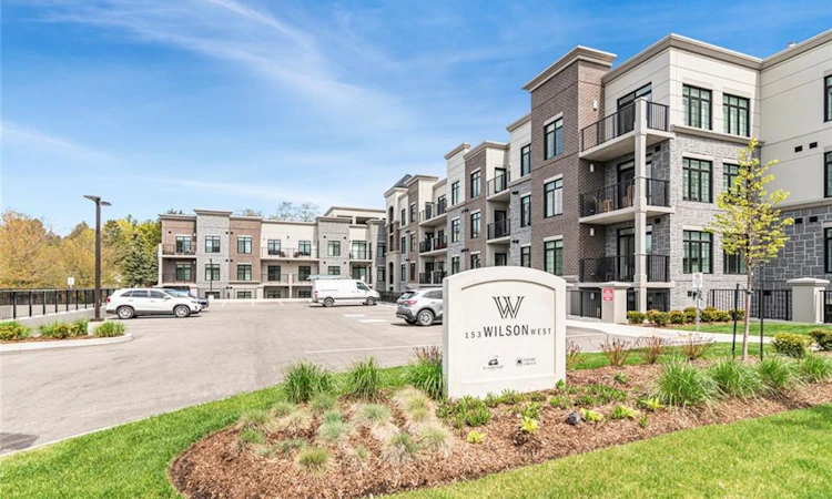 105-153 Wilson Street W