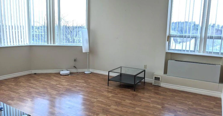 610-3227 King Street E, Kitchener, ON, N2A 3Z9 - 3