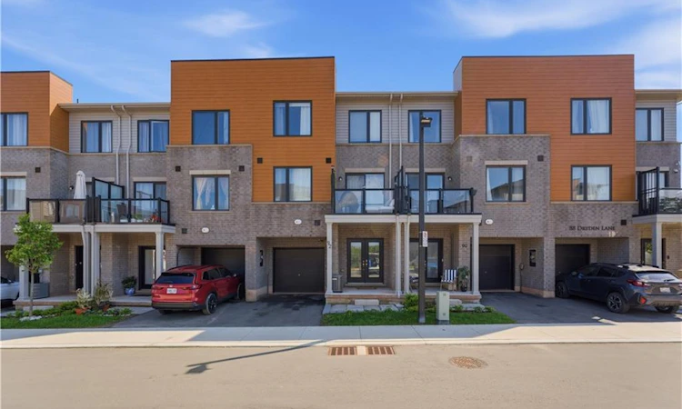 92 Dryden Lane