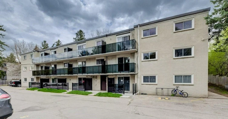 20-930 Eagle Street N, Cambridge, ON, N3H 1C4