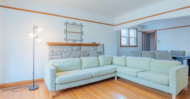 107 Haddon Avenue S, Hamilton, ON, L8S 1X7 - 3