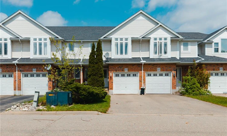 475 Annapolis Court