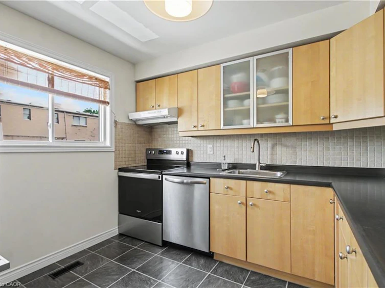 26-1520 Sixth Line, Oakville, ON, L6H 2P2 - 10