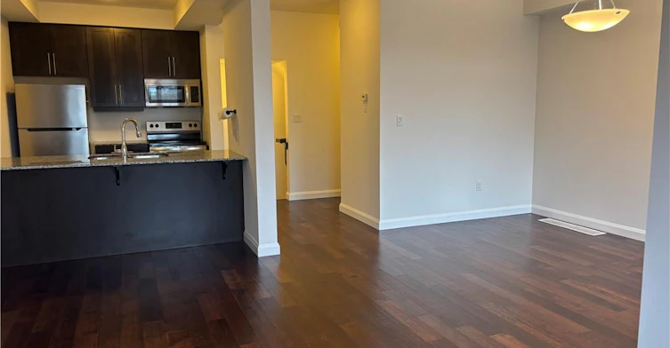 21-1169 Garner Road, Hamilton, ON, L9G 0G8 - 4