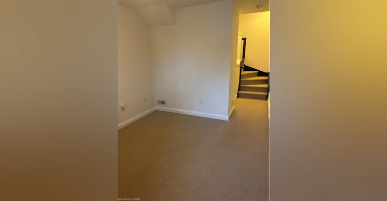 21-1169 Garner Road, Hamilton, ON, L9G 0G8 - 3