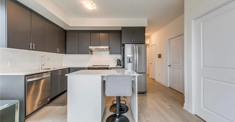 706-3220 William Coltson Avenue, Oakville, ON, L6H 7X9 - 10