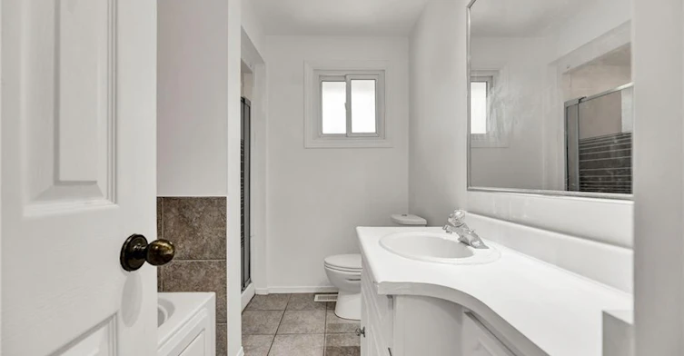 Upper-514 Fallingbrook Drive, Waterloo, ON, N2L 4N3 - 12