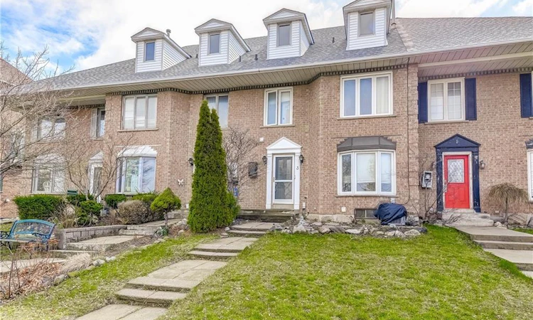 3 Waterford Crescent