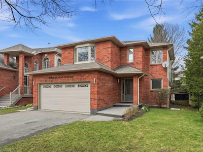 6 Woodcroft Crescent - 2