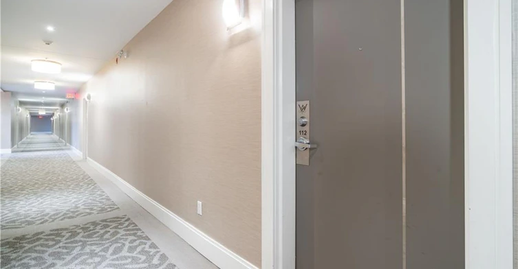 112-128 Garden Drive, Oakville, ON, L6K 0H7 - 3
