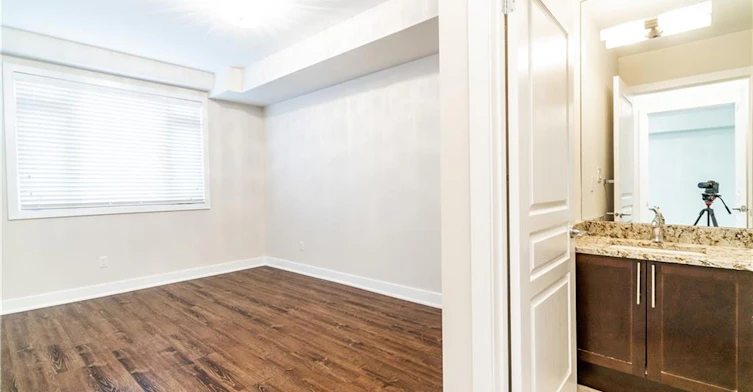 112-128 Garden Drive, Oakville, ON, L6K 0H7 - 25