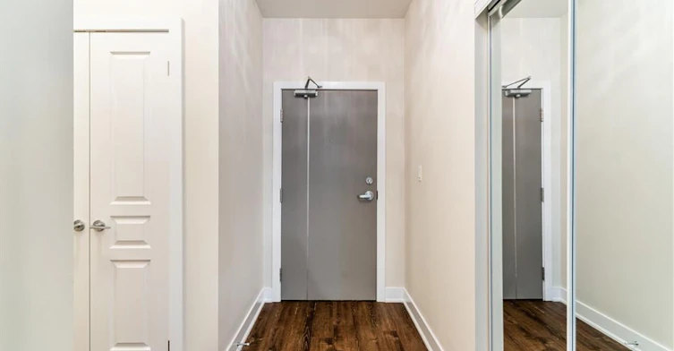 112-128 Garden Drive, Oakville, ON, L6K 0H7 - 5