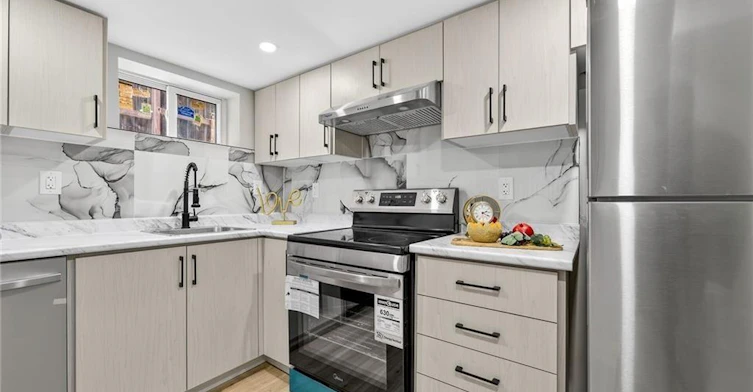 Lower-150 Brucedale Avenue E, Hamilton, ON, L9A 1N6 - 5