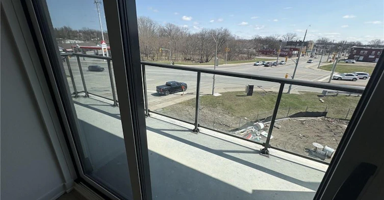 307-33 Erie Avenue, Brantford, ON, N3S 2E7 - 4