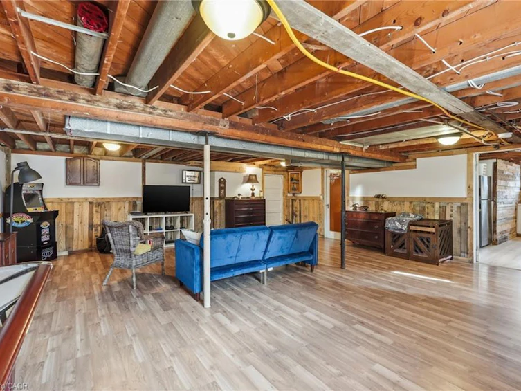 222 Concession 11 E, Hamilton, ON, L8B 1H8 - 35