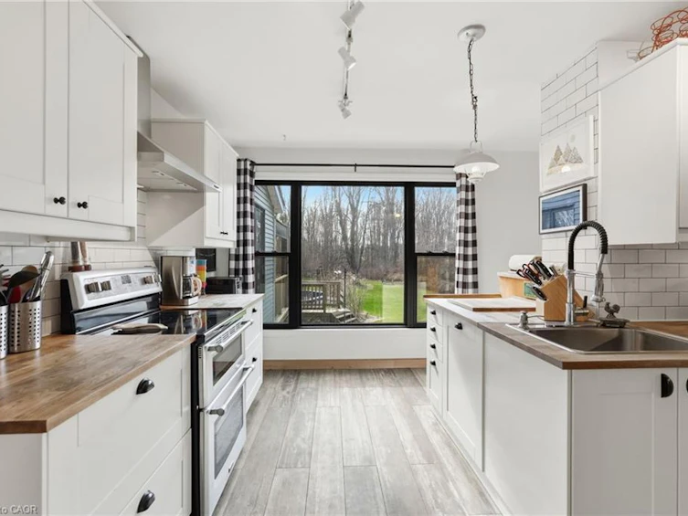 222 Concession 11 E, Hamilton, ON, L8B 1H8 - 19