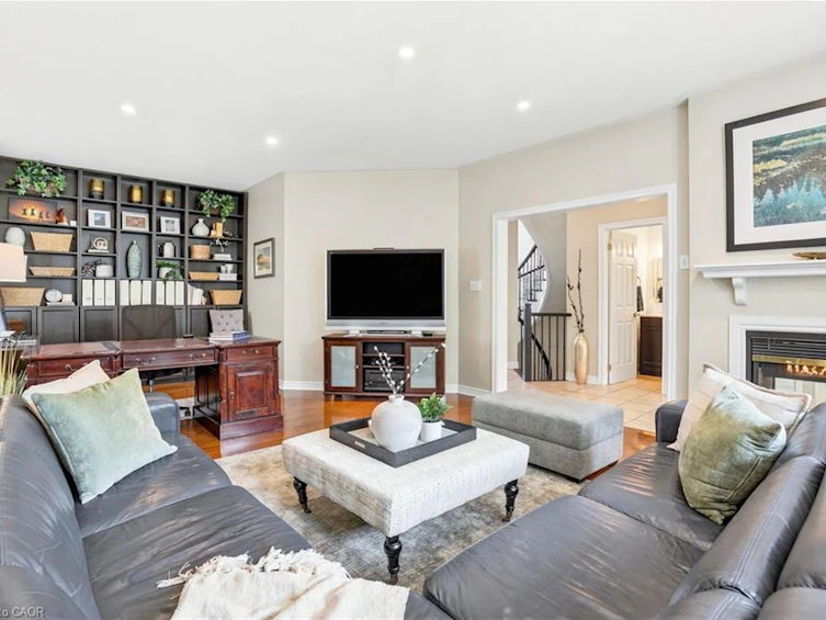 156 Valmont Street, Hamilton, ON, L9G 4Z9 - 21