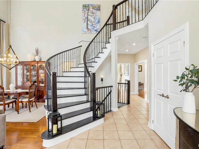 156 Valmont Street, Hamilton, ON, L9G 4Z9 - 26