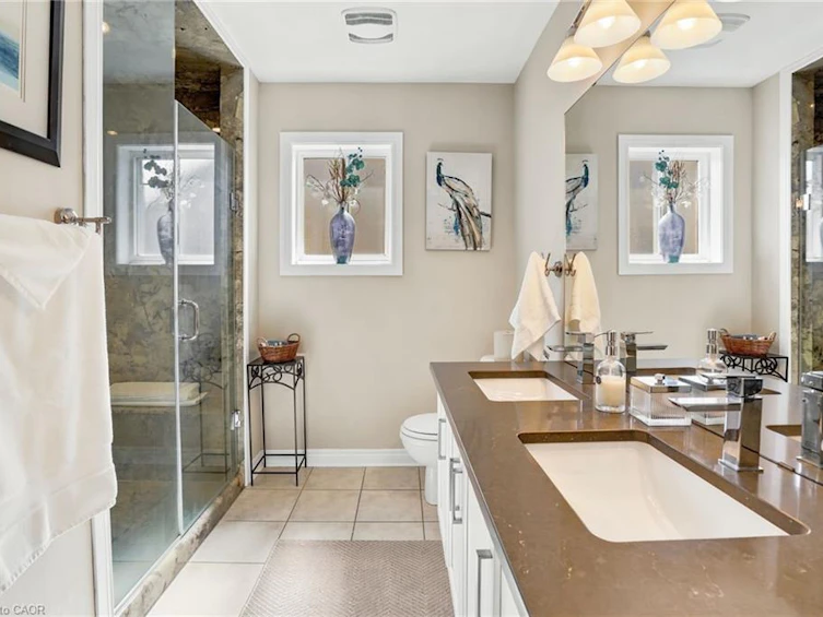 156 Valmont Street, Hamilton, ON, L9G 4Z9 - 41