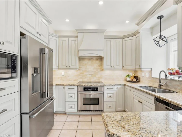 156 Valmont Street, Hamilton, ON, L9G 4Z9 - 11