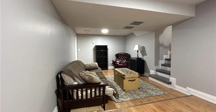 LOWER-4258 Longmoor Avenue, Burlington, ON, L7L 4Z9 - 12
