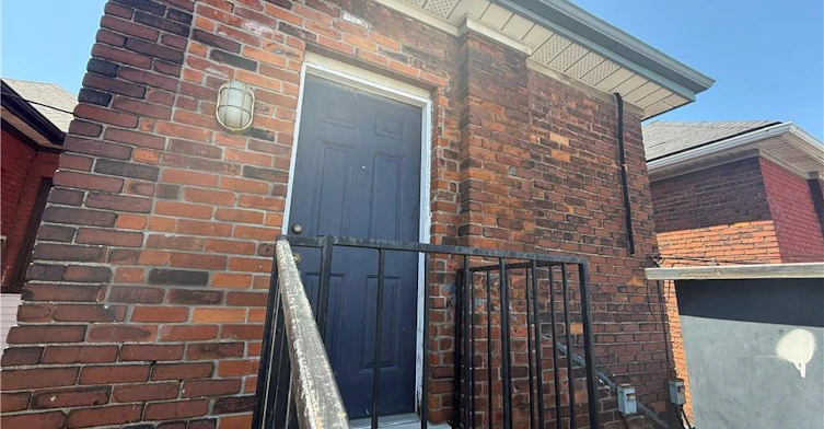 UPPER-359 Barton Street E, Hamilton, ON, L8L 2X8 - 12