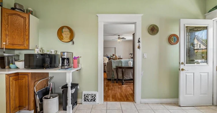 Main-155 1/2 Lake Street, St. Catharines, ON, L2R 5Y5 - 16