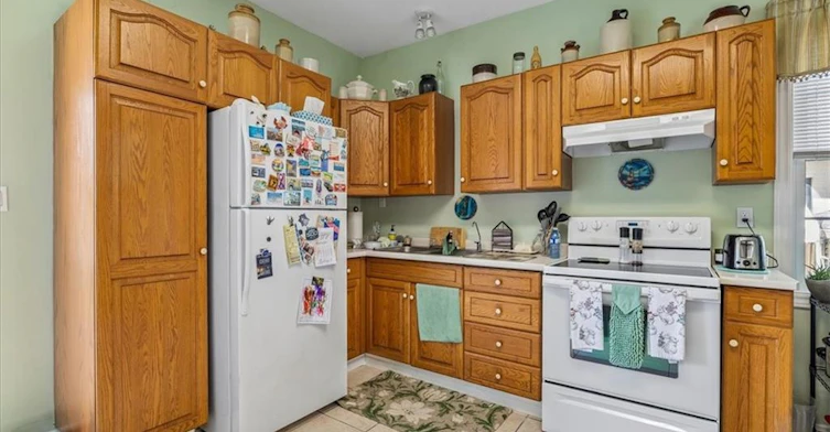 Main-155 1/2 Lake Street, St. Catharines, ON, L2R 5Y5 - 18