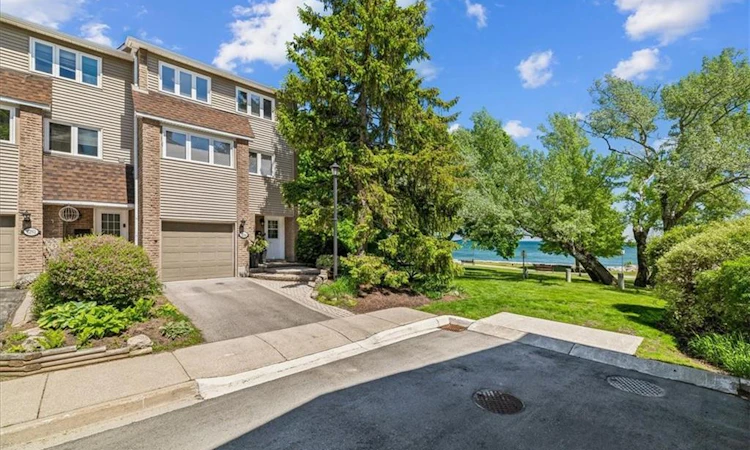2254 Marine Drive
