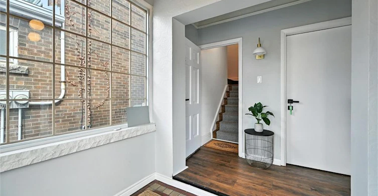 2-1047 Main Street E, Hamilton, ON, L8M 1N5 - 3