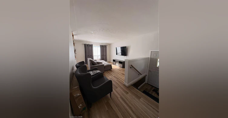 UPPER-15 Champlain Avenue, Hamilton, ON, L8G 2H5 - 5