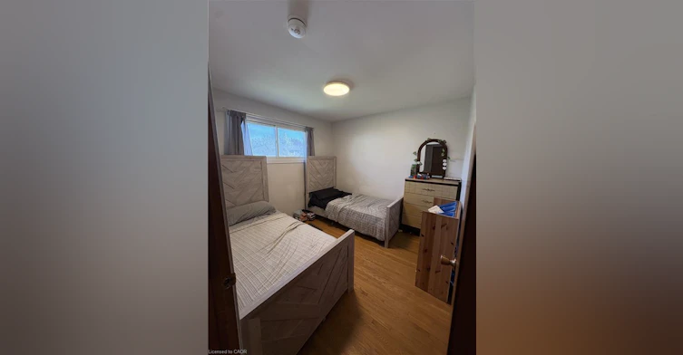 UPPER-15 Champlain Avenue, Hamilton, ON, L8G 2H5 - 8