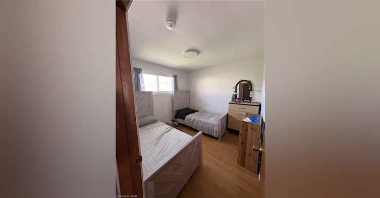 UPPER-15 Champlain Avenue, Hamilton, ON, L8G 2H5 - 7