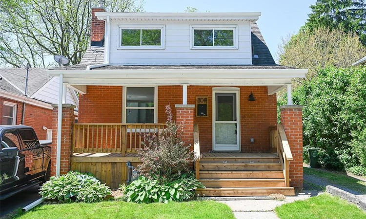 304 Park Street